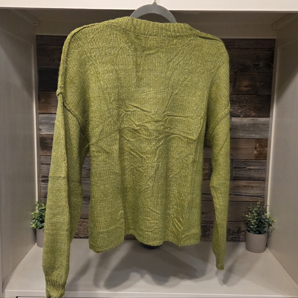 Fashion Chic Knit Button Up Cardigan W/ Balloon Sleeves & An Oversized Look!! - Picture 9 of 16